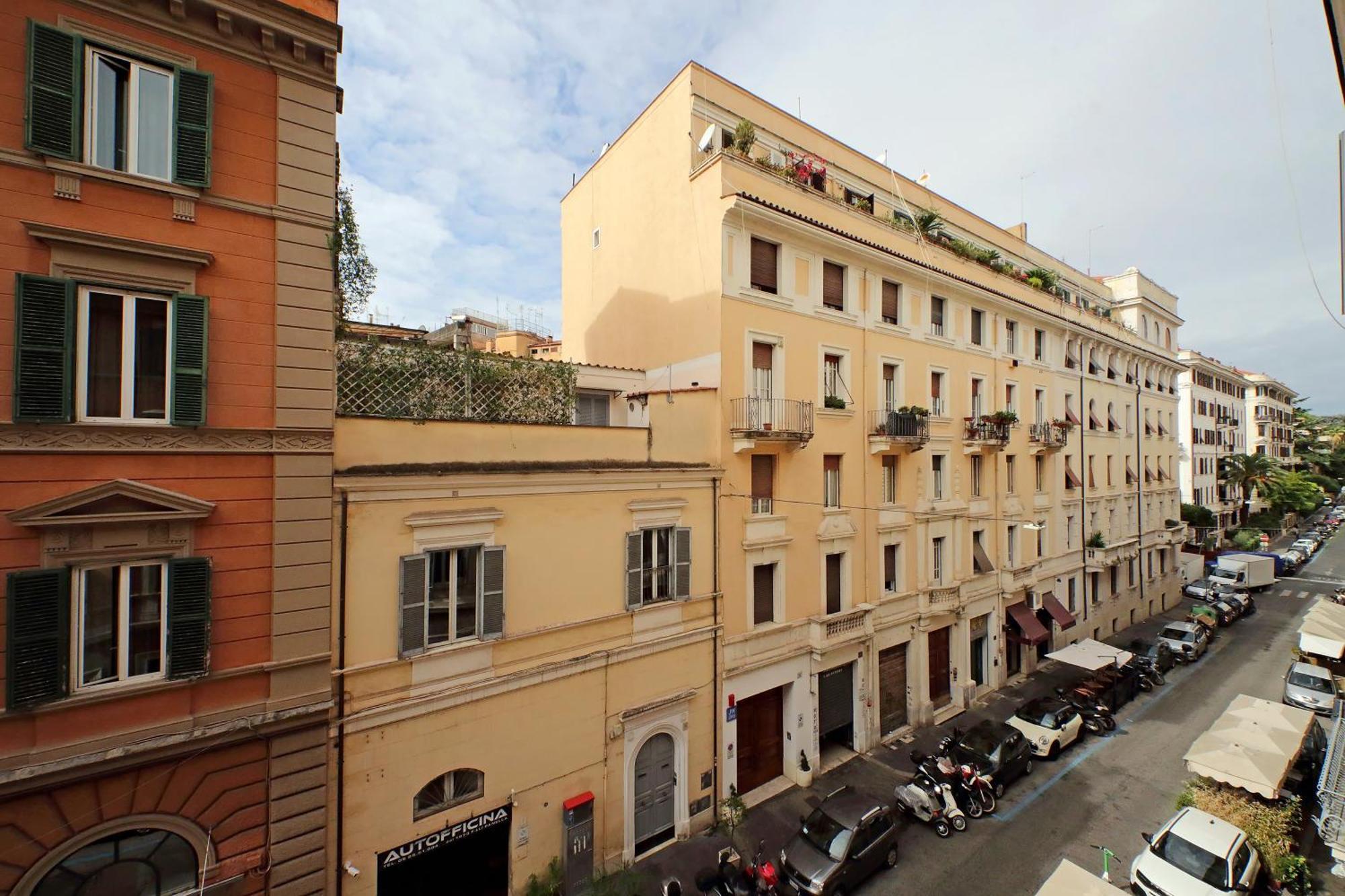 Habito Suites Rome Exterior photo